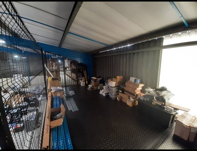560M² WAREHOUSE TO LET IN WESTMEAD
